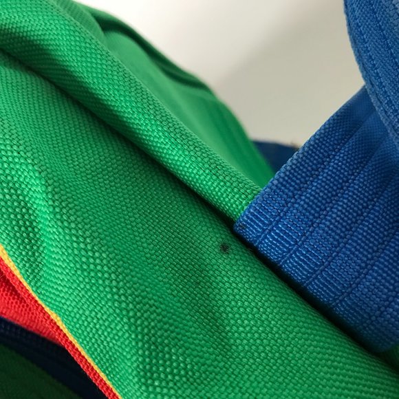 Vintage United Colors of Benetton Blue Green Red Duffel Travel Bag Weekender - Picture 9 of 16